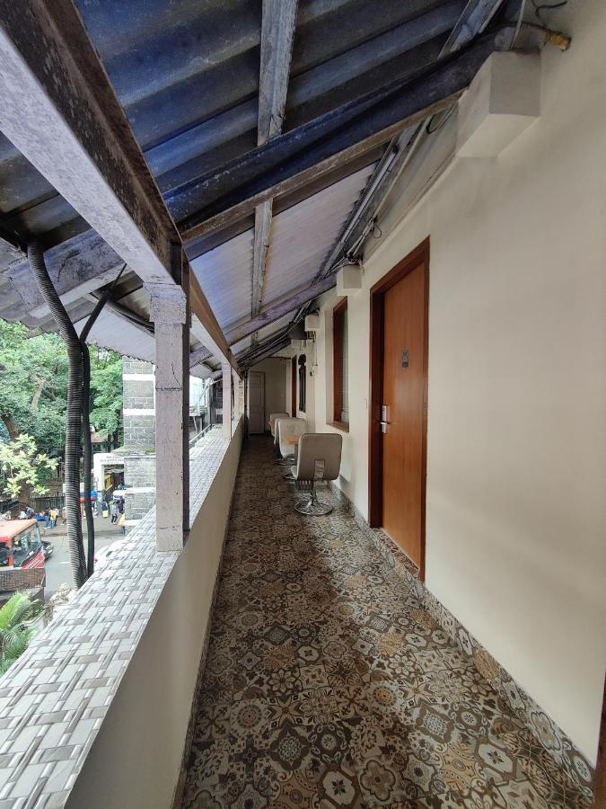Capital Hotel Mumbai Exterior photo